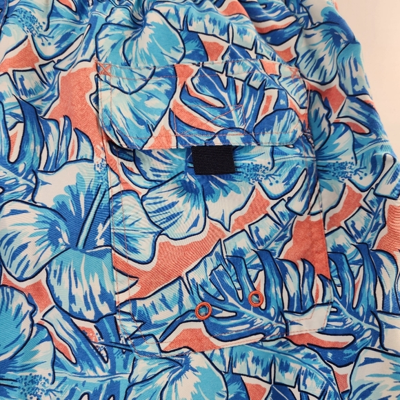 Vineyard Vines Coastal Floral Chappy Trunks Blue Printed Board Shorts - Picture 5 of 6
